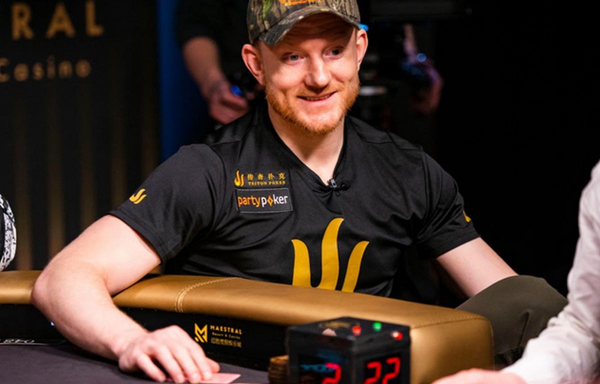 Le joueur de poker Jason Koon